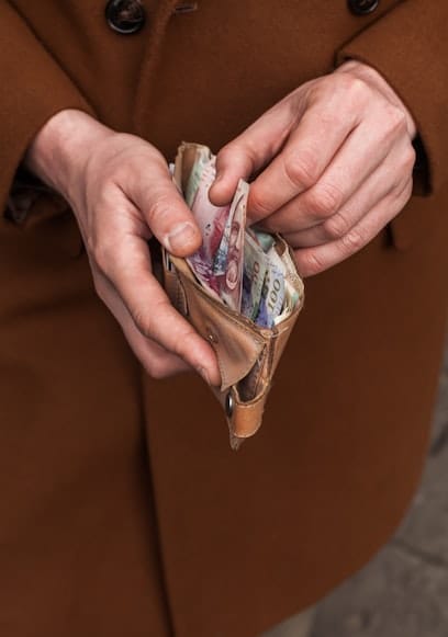 Australian Dollar under pressure amid geopolitical tensions
