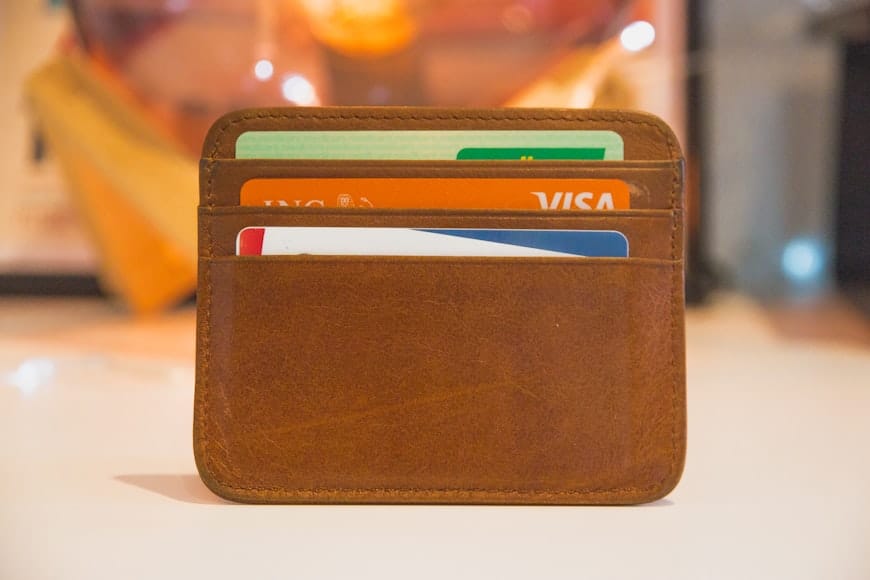 Digital wallet technology and mobile payment services
