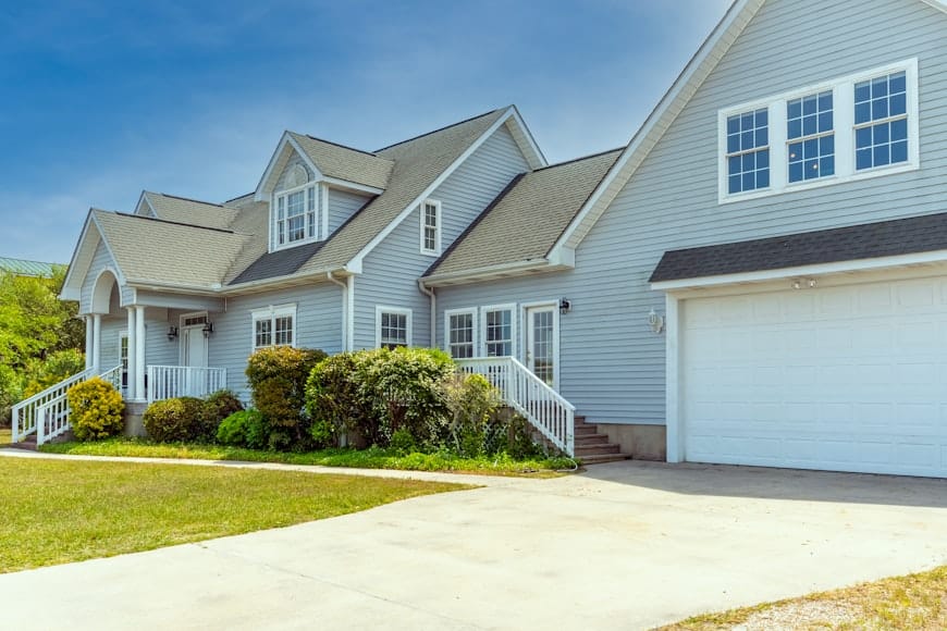Real Estate - Modern property and real estate investment opportunities