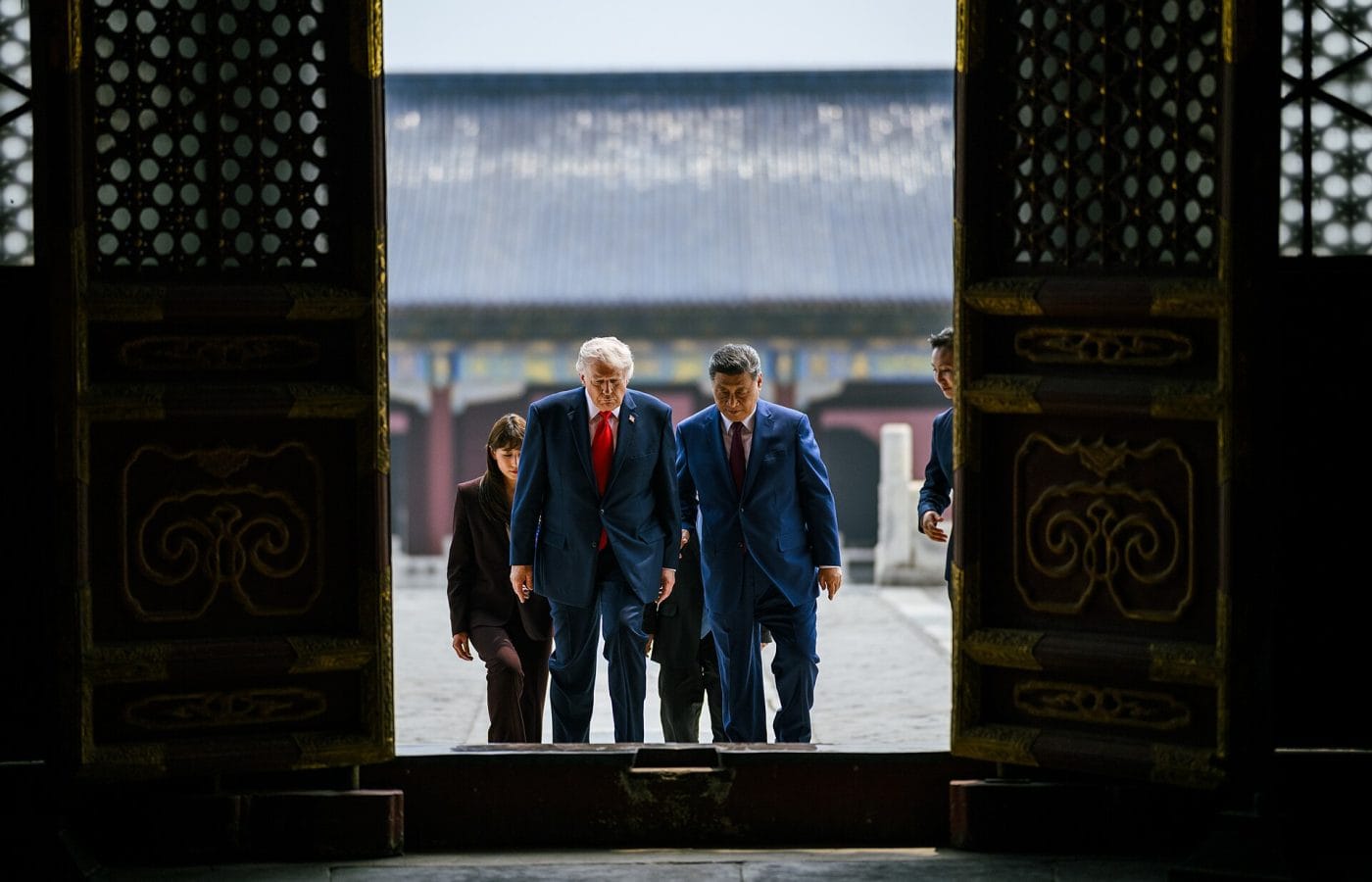US-China AI Rivalry Fails to Stop Cross-Border Capital Flows as Investors Bet on Both Sides