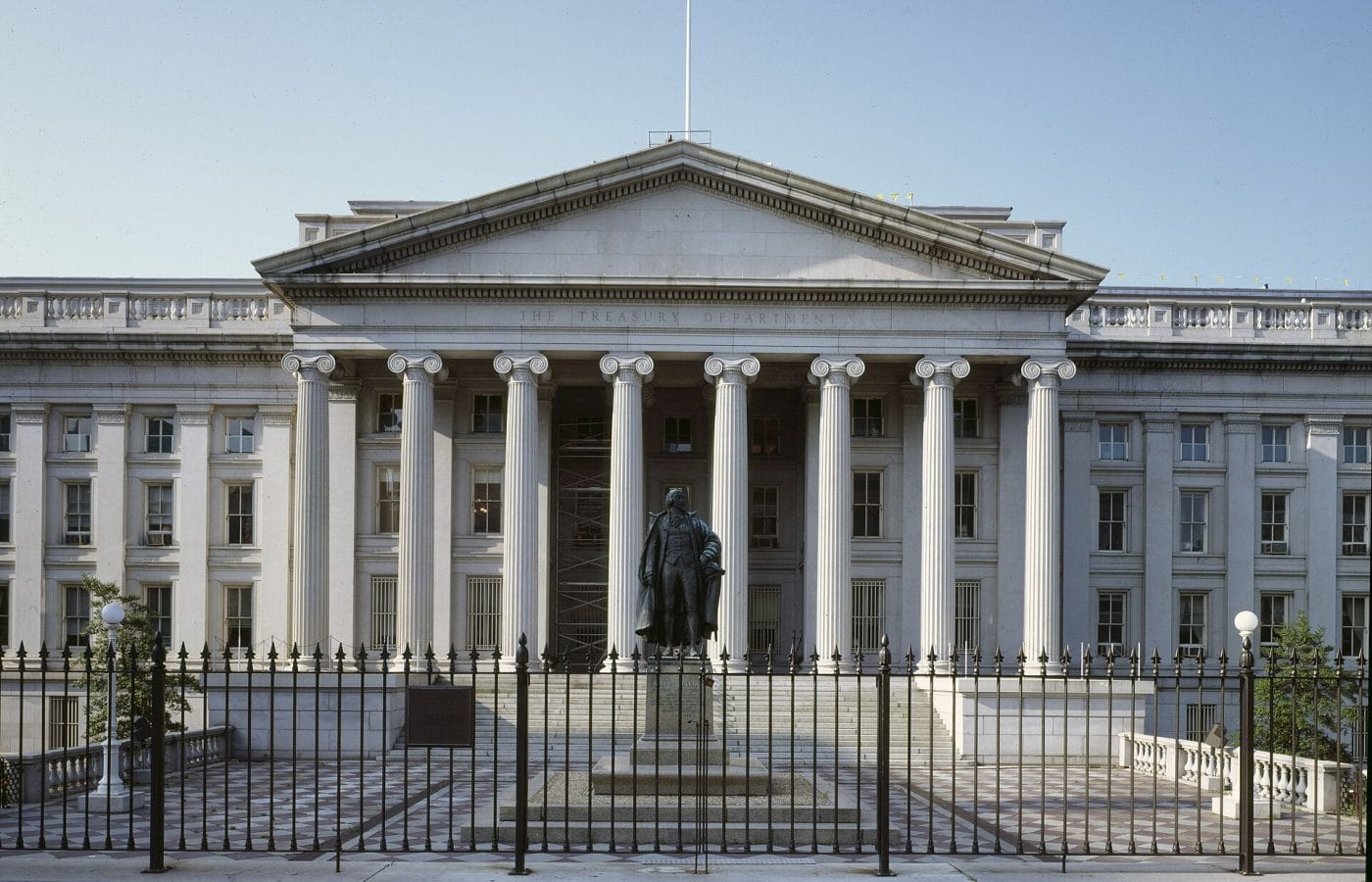 U.S. Treasury Yields Surge to Multi-Year Highs as Markets Reprice Inflation and Rate Risks